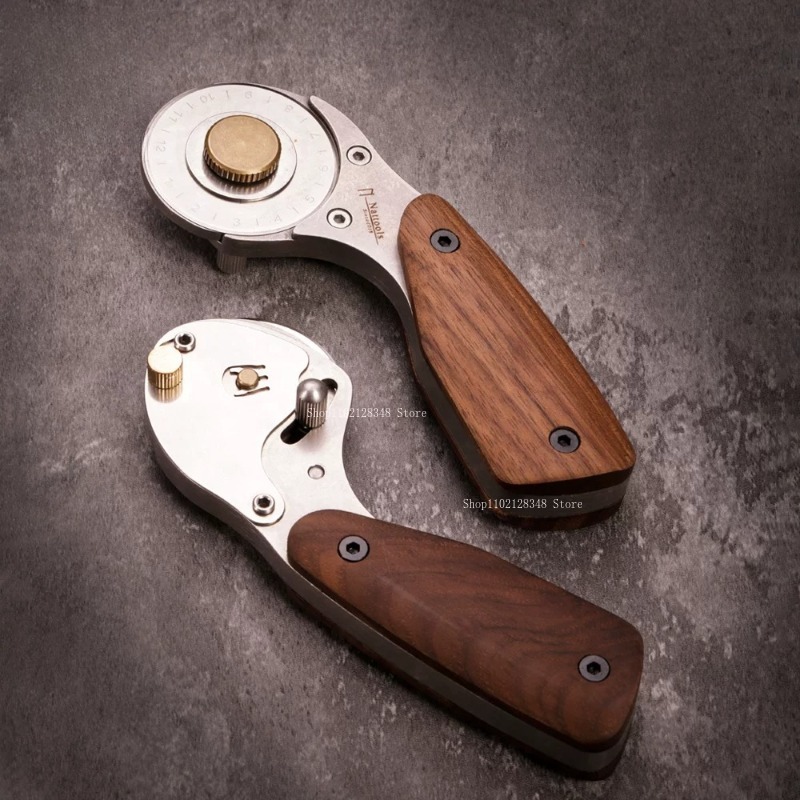 Leatherwork Projects - Taglierino a Rullo in Metallo con